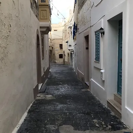 Nala * ربات